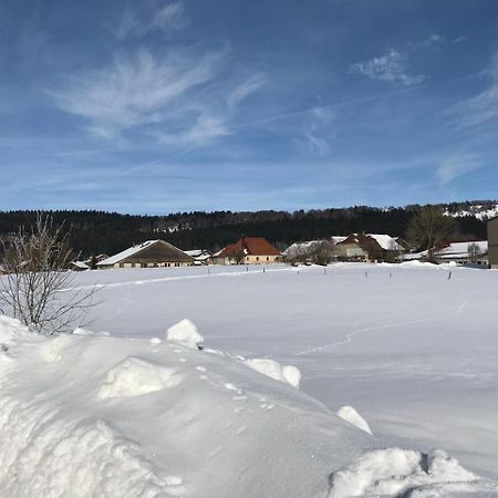 Chambres D'Hotes - Les Dolines La Chaux (Doubs) Exterior foto